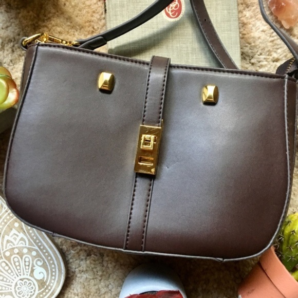 {Adrienne Vittadini} Brown Leather Crossbody Purse - Picture 8 of 8